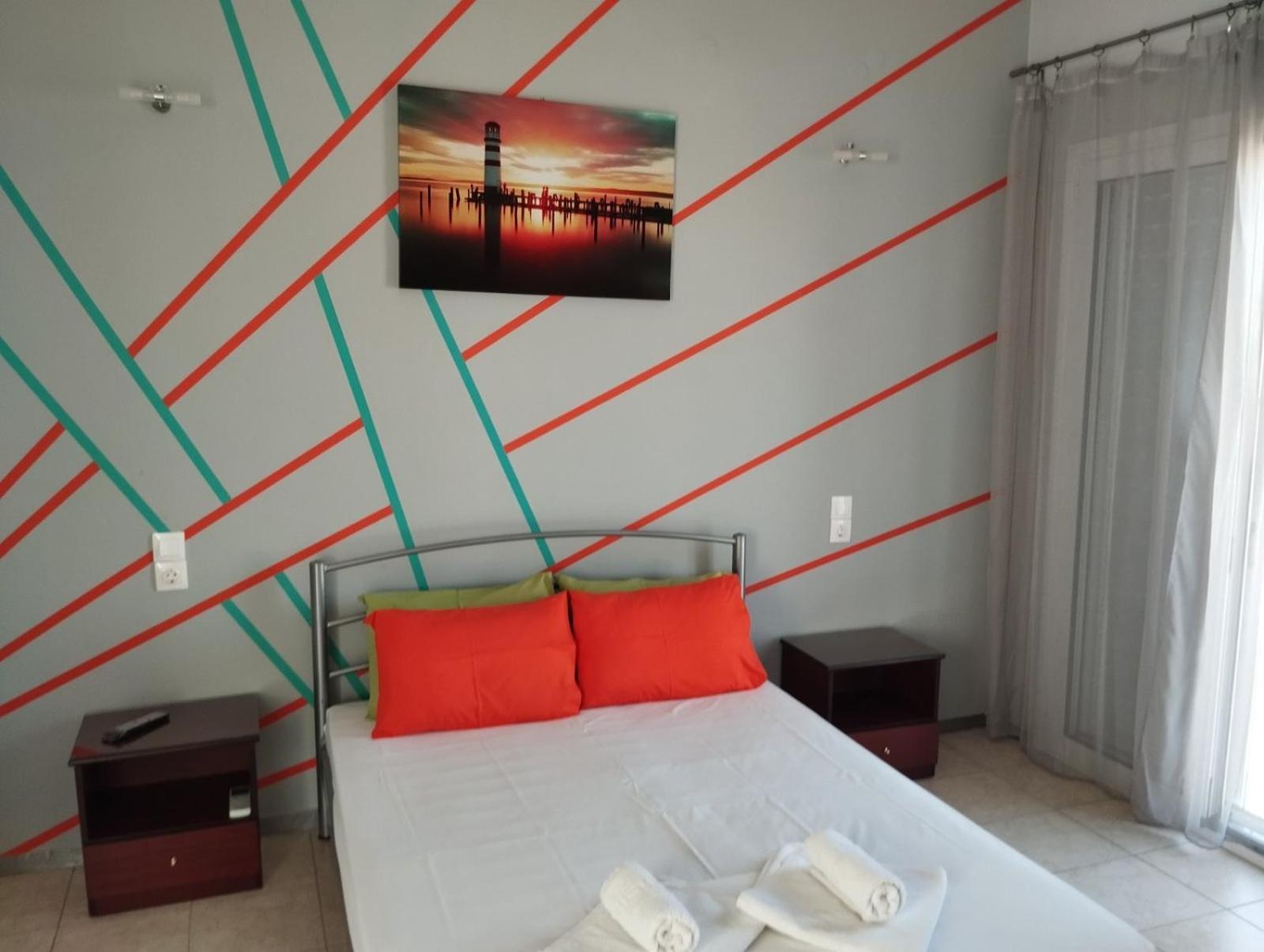 Hotel Neon Astron Kamena Vourla Exteriör bild